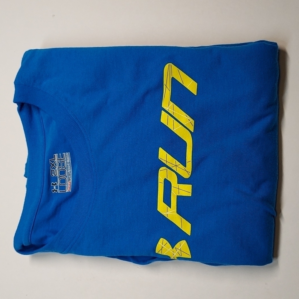 Under Armour Loose Fit  Heat Gear T-Shirt Size 2XL
